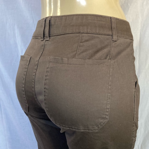 DEMOCRACY Jeans Women’s Tummy Control Size 8 Roll Cuff Cargo Utility Pants NWT - Picture 1 of 8